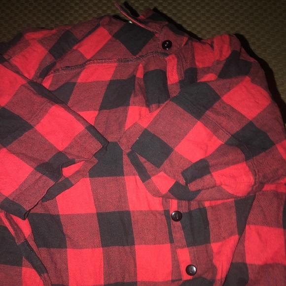 Plaid T-shirt - Picture 2 of 4
